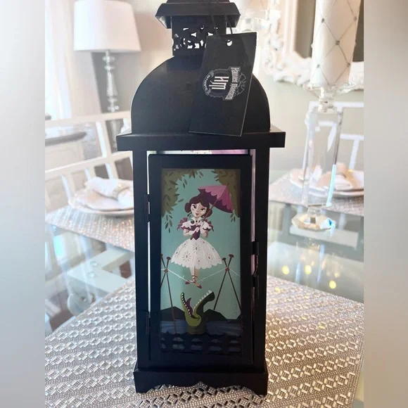 ☠️ DISNEY Haunted Mansion Disneyland Lantern Stretch Room Halloween Decor NEW - Picture 6 of 11